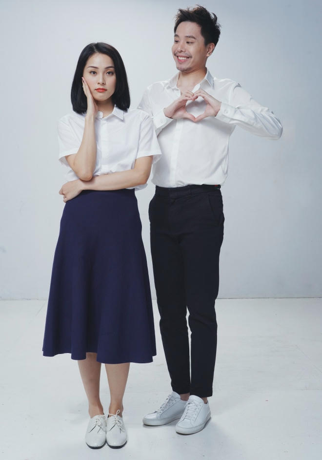 tinh cu cuong do la va dan my nu de doa soan ngoi nha phuong hinh anh 1