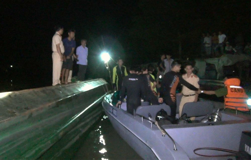 chìm sà lan,Kiên Giang