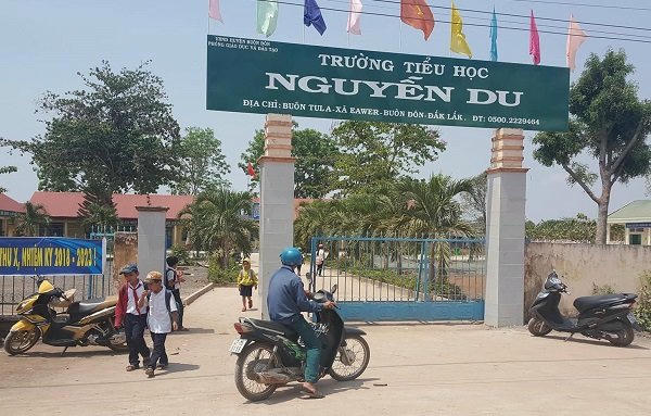 {title} Thầy giáo đánh học sinh,bạo lực học đường,Đắk Lắk