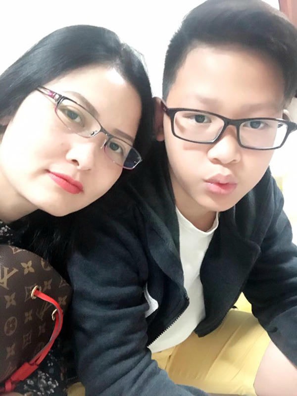Diễn viên Thúy Hà và cậu con trai thứ hai.