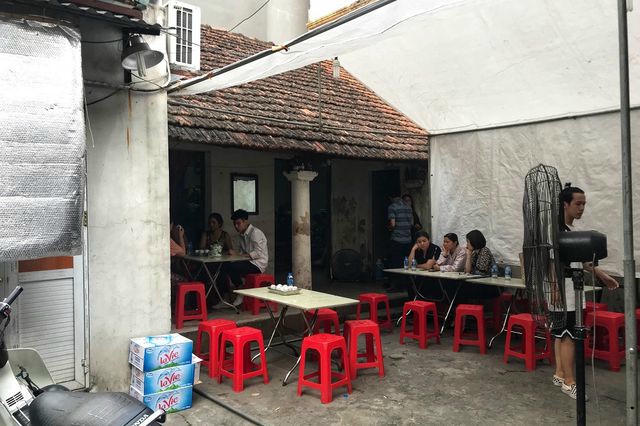 Lời kể đẫm nước mắt của con trai nữ lao công bị “xe điên” đâm tử vong ở Hà Nội - 2 Lời kể đẫm nước mắt của con trai nữ lao công bị “xe điên” đâm tử vong ở Hà Nội - 2