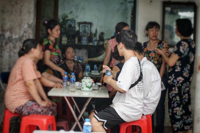 Lời kể đẫm nước mắt của con trai nữ lao công bị “xe điên” đâm tử vong ở Hà Nội - 7 Lời kể đẫm nước mắt của con trai nữ lao công bị “xe điên” đâm tử vong ở Hà Nội - 7