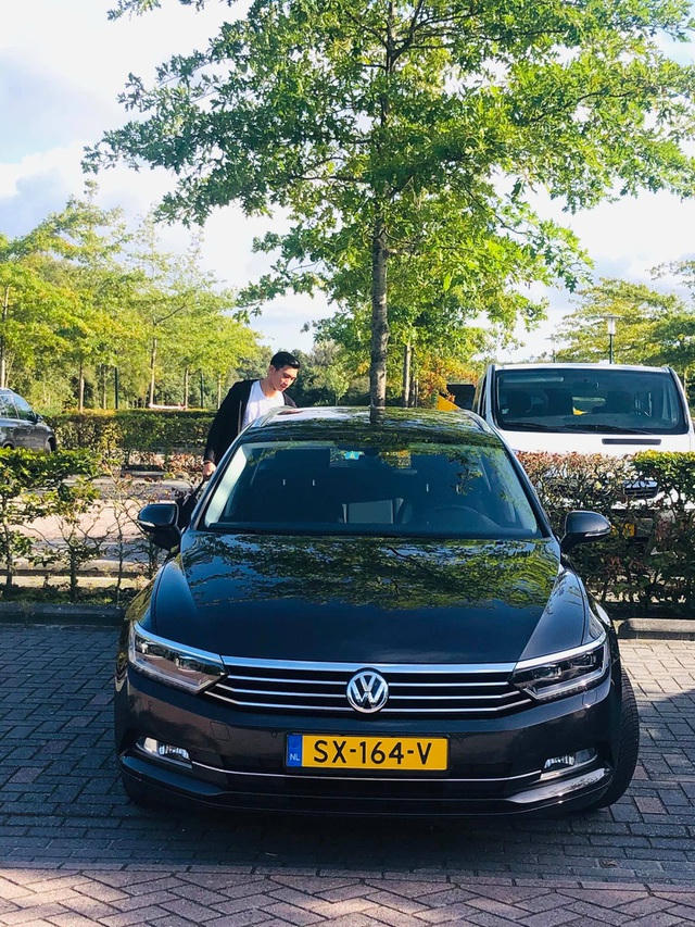 Văn Hậu tới Hà Lan, nhận xế hộp và căn hộ riêng - 2 Văn Hậu tới Hà Lan, nhận xế hộp và căn hộ riêng - 2