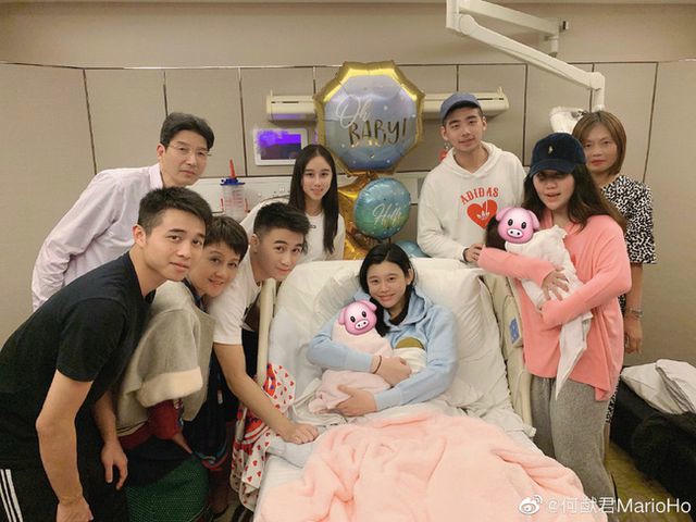 Sinh cháu đích tôn cho tỷ phú Macau, siêu mẫu áo tắm được gia đình chồng tôn vinh - 2 Sinh cháu đích tôn cho tỷ phú Macau, siêu mẫu áo tắm được gia đình chồng tôn vinh - 2