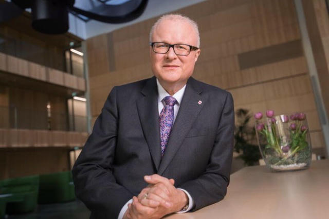 Bộ trưởng Đức tự tử do áp lực đối phó Covid-19 - 1