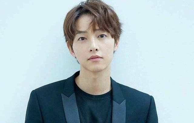Song Joong Ki phủ nhận hò hẹn với nữ luật sư sau 1 năm ly hôn - 1 Song Joong Ki phủ nhận hò hẹn với nữ luật sư sau 1 năm ly hôn - 1