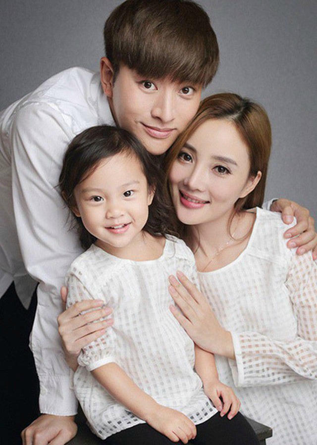 Lý Tiểu Lộ buồn bã và thất vọng vì Giả Nãi Lượng từ chối tái hợp - 1 Lý Tiểu Lộ buồn bã và thất vọng vì Giả Nãi Lượng từ chối tái hợp - 1