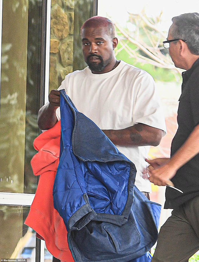 Bêu xấu Kim Kardashian thậm tệ, Kanye West cầu xin vợ tha thứ - Ảnh 1.