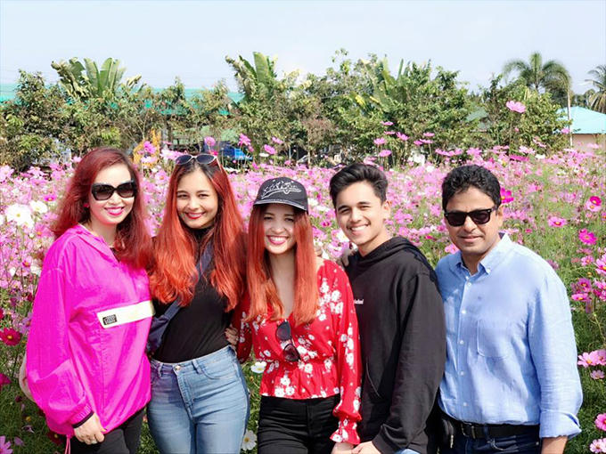 Cuộc sống 3 sao Việt lấy chồng Ấn Độ - 4