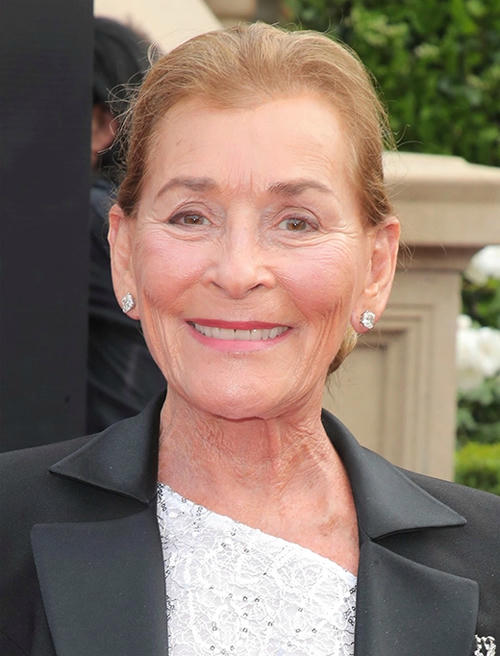 Judy Sheindlin - host của chương trình truyền hình thực tế về tòa án mang tên Judge Judy show trên kênh CBS - đứng vị trí thứ 8 với thu nhập 49 triệu USD.