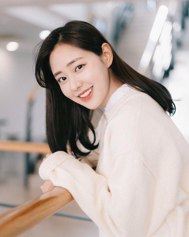 Nhan sắc tựa búp bê của tân Hoa hậu Hàn Quốc gây sốt cộng đồng mạng - 9