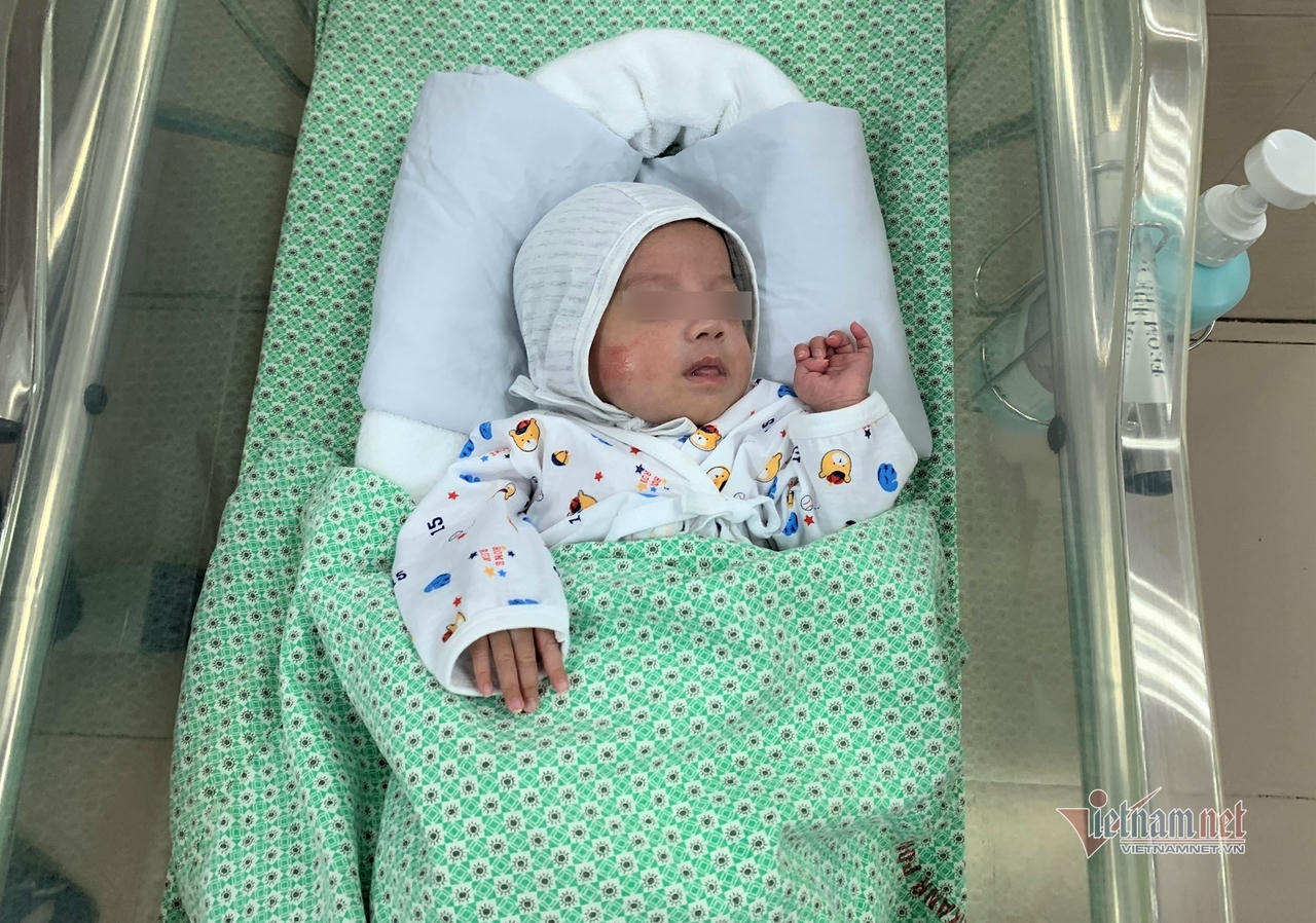 Thai nhi 31 tuần hồi sinh khi bị phá bỏ về nơi ở mới