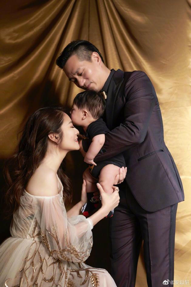 Mỹ nhân "Tây du ký" sắp sinh con lần 2 được chồng tỷ phú "cưng như trứng mỏng", tặng quà "khủng" là ai? - Ảnh 4. Mỹ nhân "Tây du ký" sắp sinh con lần 2 được chồng tỷ phú "cưng như trứng mỏng", tặng quà "khủng" là ai? - Ảnh 4.