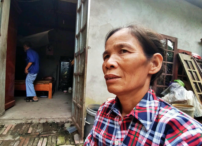 Cuộc sống chật vật của cặp vợ 41 chồng 20 tuổi sau một năm kết hôn: Có những lần cả gia đình chỉ còn một nắm gạo - Ảnh 6.