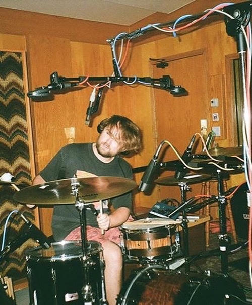 [Caption]x