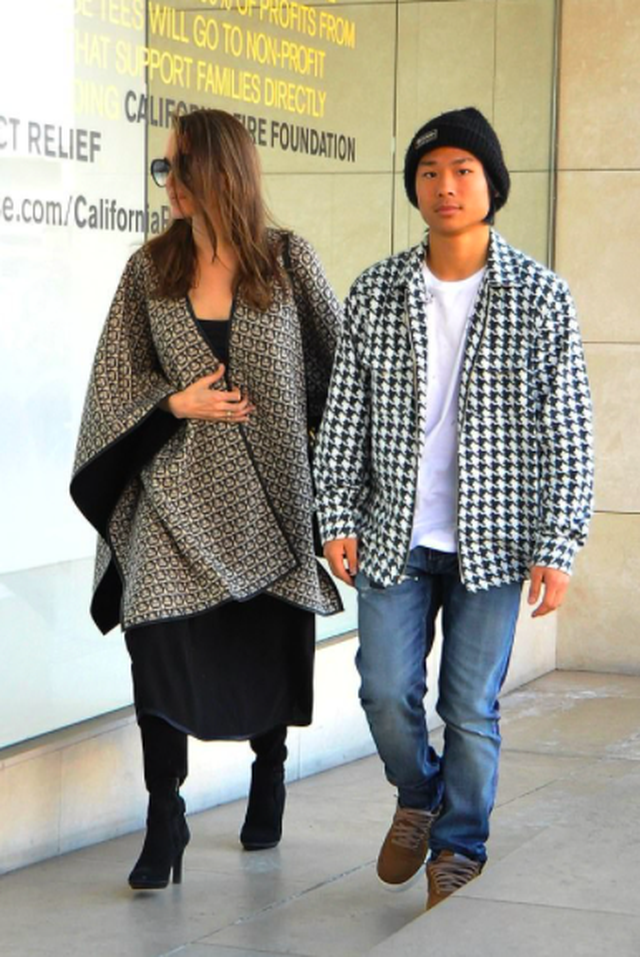 Cậu bé gốc Việt Pax Thiên sau 14 năm được ông bà Smith nhận nuôi - 6