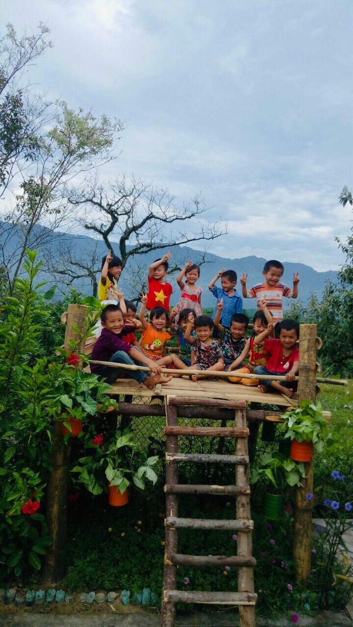 Mê mẩn với ngôi trường đẹp như cổ tích của cô trò nơi vùng cao biên giới - Ảnh 16.