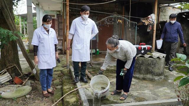 Các biện pháp tự nhiên tránh muỗi đốt phòng sốt xuất huyết đơn giản, hiệu quả - Ảnh 1.