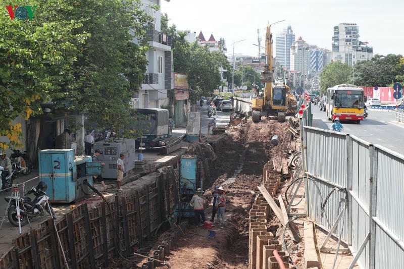 phá dỡ 600m "con đường gốm sứ" ven sông hồng để phục vụ dự án hình 1 pha do 600m "con duong gom su" ven song hong de phuc vu du an hinh 1