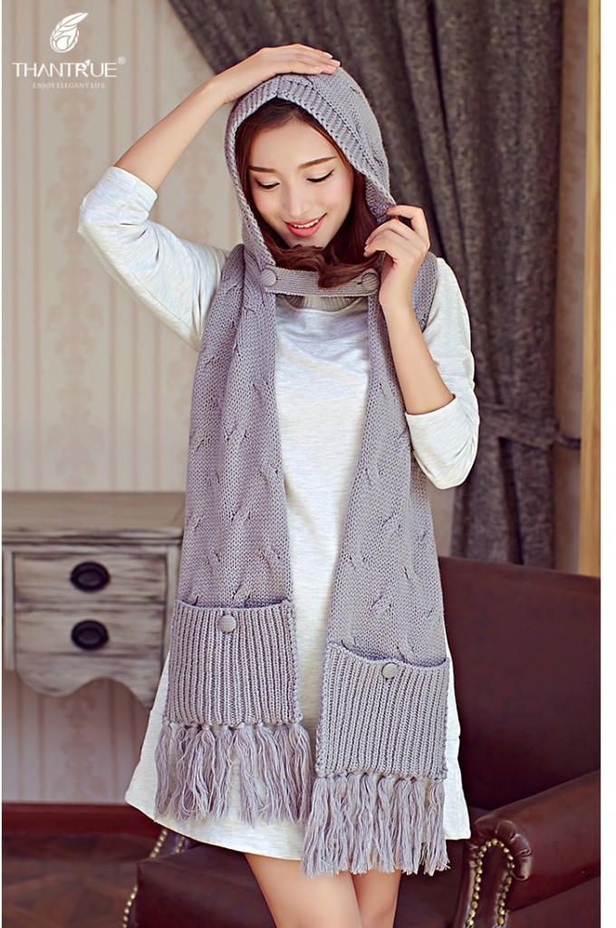 Những mẫu khăn quàng bạn gái nên có mùa đông 2016