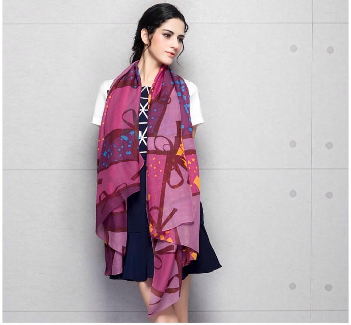 Những mẫu khăn quàng bạn gái nên có mùa đông 2016