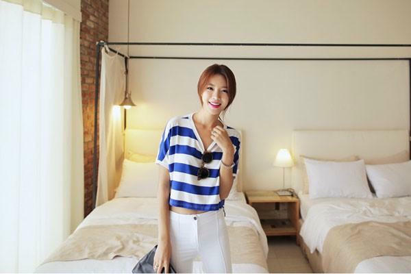 10 gợi ý chọn đồ hè cho quý cô thấp bé