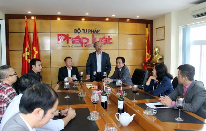 Lãnh đạo Bộ Tư pháp chúc tết Báo Pháp luật Việt Nam