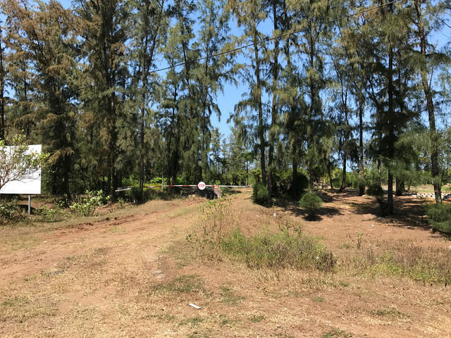  Nhiều dự án sau khi cắm bảng công bố thông tin, rào chắn là chìm vào quên lãng nhiều năm trời. 