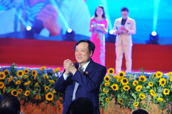 Chương trình giao lưu nghệ thuật Biển đảo quê hương: Xúc động và sâu lắng