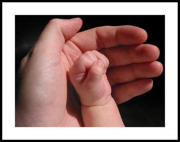 Tình mẫu tử. Ảnh minh họa