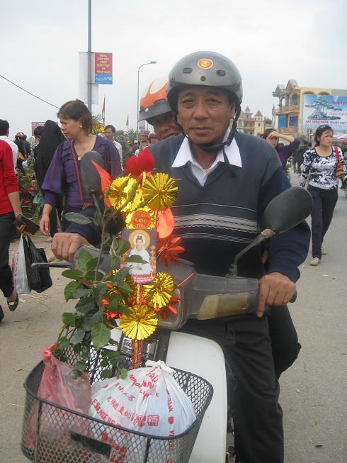 Mua một cây xanh, 2 cây vàng