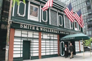 Nhà hàng Smith & Wollensky, nơi diễn ra bữa trưa triệu đô. Ảnh observer.com