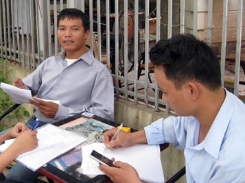 người nhà lao động