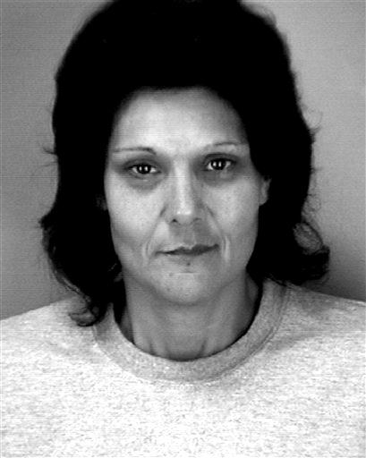 Elisa - Người mẹ kế ác độc như trong cổ tích