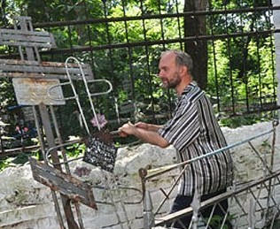 Đối tượng Anatoly Moskvin. Ảnh Life News