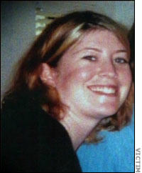 Nạn nhân Adriane Insogna – vợ cũ của hung thủ và nạn nhân Leslie Ann Mazzara là hoa hậu khu Williamston năm 2002