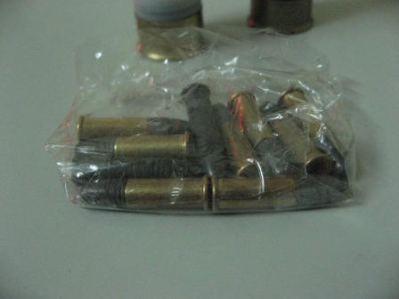 Số đạn bị công an thu giữ.