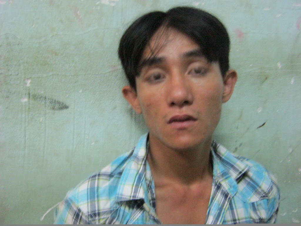 đối tượng Luyện Danh Tâm (SN 1982, ngụ đường Hàm Tử, P.1, Q.5, tạm trú ấp 1, xã Bình Hưng, huyện Bình Chánh)