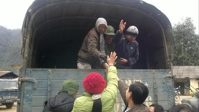 Bịn rịn lúc chia tay