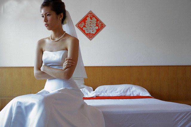 Quan niệm nặng nề của xã hội về màng trinh đã khiến nhiều cuộc hôn nhân tan vỡ.  (Ảnh có tính chất minh họa)