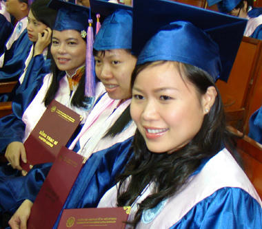 Yêu cầu  về trình độ  ngoại ngữ cần khác biệt ở từng trường, từng ngành đào tạo chứ không nên chung chung như hiện nay. Ảnh minh họa