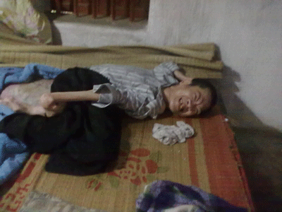 Đứa con này của cụ đã hơn 50 năm chưa một lần biết gọi tiếng mẹ!