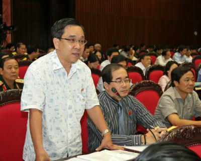 Đại biểu Nguyễn Ngọc Hòa (TP.HCM) phát biểu tại Hội trường.