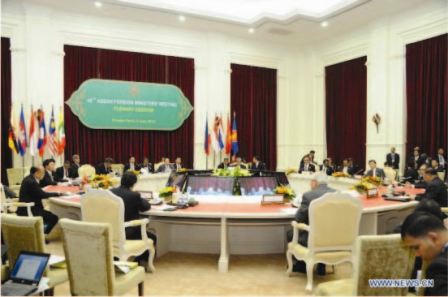 Các ngoại trưởng tại AMM 45.