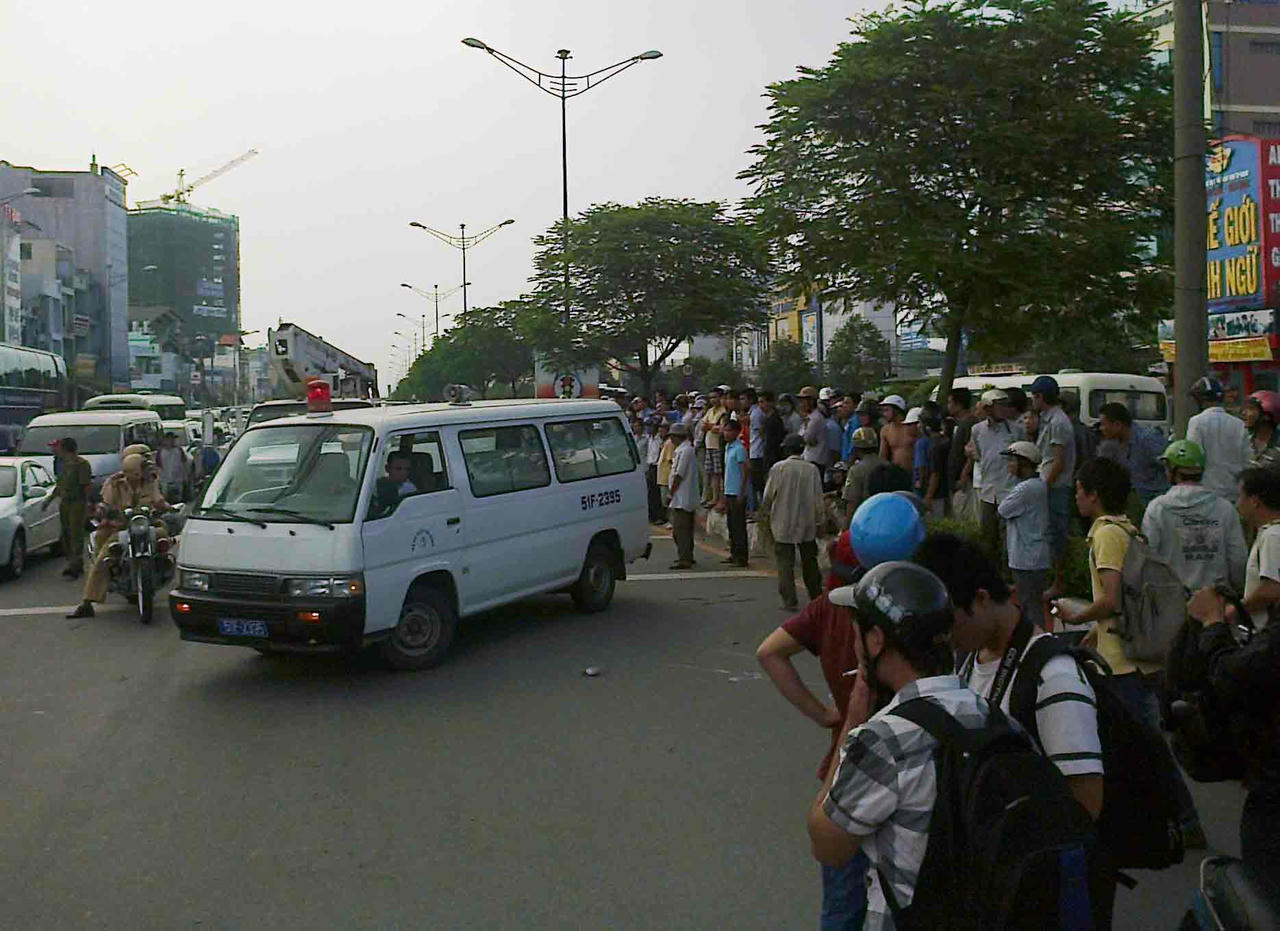 Xe cứu hộ được điều đến hiện trường