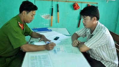 Lái xe gây tai nạn tại cơ quan công an