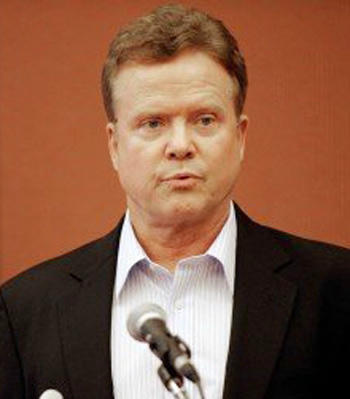 Thượng nghị sỹ Jim Webb.