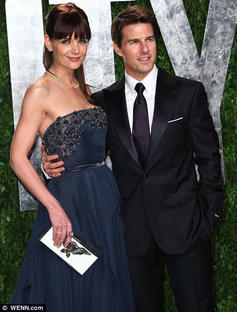 Cuộc hôn nhân của Tom Cruise và Katie Holmes chính thức kết thúc