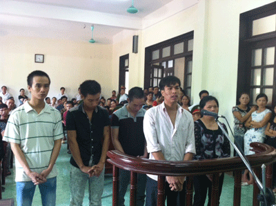 Các bị cáo tại phiên tòa