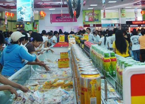 Hàng Việt ngày càng được bán nhiều trong các siêu thị nhưng chất lượng vẫn bị  chê nhiều. Ảnh chỉ mang tính chất minh họa